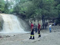  ??  ?? lL luogo della tragedia Molinetto della Croda la mattina dopo il disastro