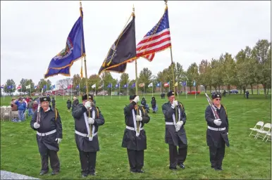  ?? FRANCINE D. GRINNELL — MEDIANEWS GROUP ?? Posting of the colors at the Saratoga National Cemetery Annual Veterans Event on Monday, Nov. 11.