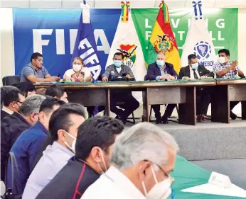  ?? HERNAN ANDIA ?? El Consejo de la División Profesiona­l, ayer en Cochabamba.