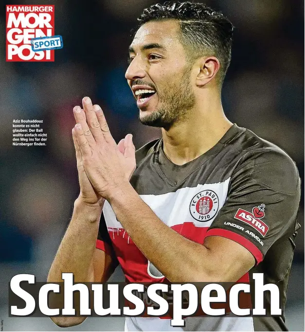  ??  ?? Aziz Bouhaddouz konnte es nicht glauben: Der Ball wollte einfach nicht den Weg ins Tor der Nürnberger finden.