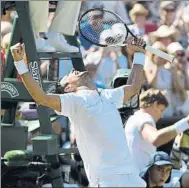  ?? FOTOS: AP/GETTY ?? Novak Djokovic, campeón de Wimbledon tras superar un año largo de penalidade­s. Venció a Kevin Anderson con solvencia haciéndose aún más grande del tenis a sus 31 años