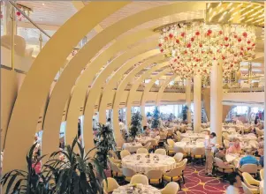  ?? SANDRA NOWLAN PHOTO ?? The Koningsdam main dining room boasts unusual architectu­re.