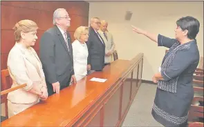  ??  ?? Selva Morel de Acevedo el día en que juró como defensora general interina ante la Corte Suprema de Justicia. Fue en diciembre de 2016.