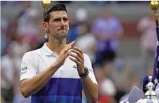  ?? AFP ?? Novak Djokovic wurde von seinen Gefühlen übermannt.