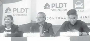  ??  ?? (L-R) PLDT customer relations management head Hazel Amoyan, PLDT assistant vice president and head for Customer relations management for PLDT-SME Nation Jimmy Chua, and Micab president and chief executive officer (CEO) Eddie Ybañez.