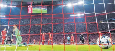  ?? FOTO: AFP ?? Das war Marcelos linker Fuß: Bayern-Schlussman­n Sven Ulreich ist geschlagen, die Partie nimmt eine für die Münchner unschöne Wende.