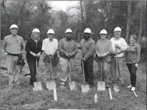  ?? Submitted photo ?? Habitat for Humanity recently held a groundbrea­king ceremony for land donated by Malvern National Bank. Pictured are Paul Scribner, left, constructi­on supervisor; Rhonda Herrington, board president; Glen Phillips; Krayton Ederington, MNB branch...