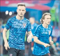  ?? FOTO: EFE ?? Rakitic y Modric, han llevado a Croacia con brillantez a la final