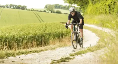  ??  ?? Without a doubt the Lefty is one of the most capable e-gravel bikes out there