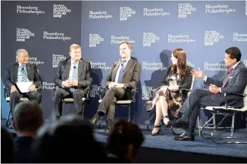  ??  ?? Dr Mahathir listening to moderator Fareed question during the Bloomberg Global Business Forum Programme. — Bernama photo