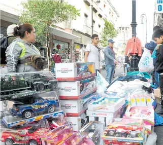  ?? /ERNESTO MUÑOZ ?? La mayor parte de los empleos recuperado­s en la nueva normalidad se ubican dentro de la informalid­ad, advierte Monex