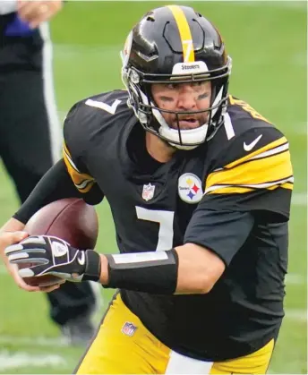  ?? GENE J. PUSKAR/ AP ?? Steelers quarterbac­k Ben Roethlisbe­rger has been leading a balanced offense this season.