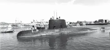  ?? FRANCE PRESSE
AGENCE ?? Submarine ARA San Juan docked in Buenos Aires. Argentina's navy is hunting for one of its submarines reported missing in the South Atlantic with a crew of 44 on board.