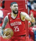  ?? Karen Warren / Staff photograph­er ?? Guard Austin Rivers gave the Rockets a discount by agreeing to a two-year minimum contract.