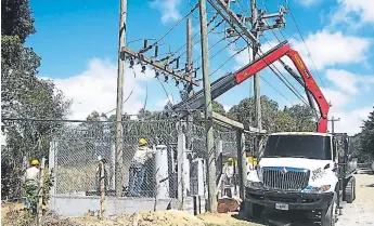  ?? FOTO: EL HERALDO ?? El 50% de la disponibil­idad de energía del parque eléctrico de la ENEE es suministra­do por las plantas que usan bunker y diésel.