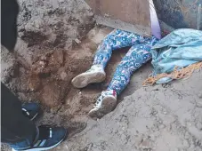  ?? Picture: GETTY IMAGES ?? Honduran immigrant Andrea Nicole, 10, goes under the US-Mexico border fence from Tijuana, Mexico.