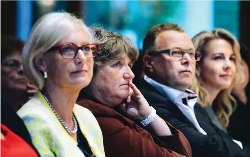  ?? Foto: Friedrich Bungert ?? Von links: Dagmar Ziegler (SPD), Kirsten Tackmann (LINKE), Michael Stübgen (CDU) und Linda Teuteberg (FDP) warten auf ihren Auftritt.