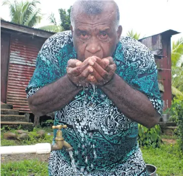  ?? Photo: Simione Haravanua ?? Filimoni Rokovasa, 72, drinks water from a tap on December 14, 2018, in his settlement in Tailevu.