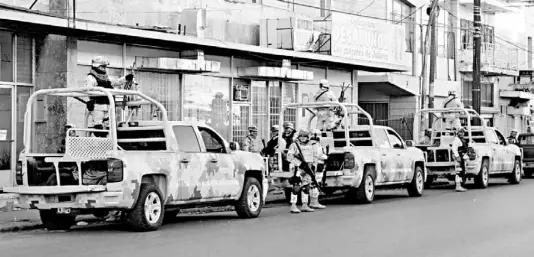  ?? MEXICANO ?? En Ciudad Juárez, Chihuahua ya hay presencia militar por las calles de la ciudad para resguardar la seguridad/EL