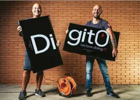  ??  ?? Da sinistra, Antonio Coco e Paolo Bussolotti, specializz­ati nella sicurezza elettronic­a con Digito.