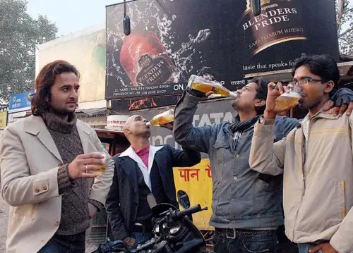  ?? AJAY KUMAR ?? BEER SALES IN BIHAR HAVE RISEN TENFOLD OVER THE PAST SIXYEARS