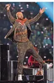  ?? FOTO: AFP ?? Popstar Justin Timberlake bestritt die aufwändige Halbzeitsh­ow.