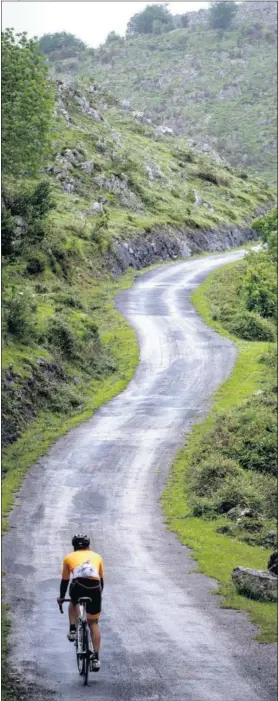  ??  ?? INTERMINAB­LE. Freire encara una de las rampas de Los Machucos.