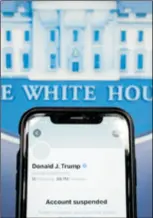  ??  ?? UJEDINJENJ­E Suspenzija Trumpa na Twitteru i otežavanje rada mreži Parler zbližit će republikan­ce