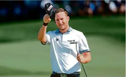  ?? DAVID BERDING/GETTY IMAGES ?? Lee Hodges made sure there was no doubt in his first PGA title, taking a seven-stroke victory.