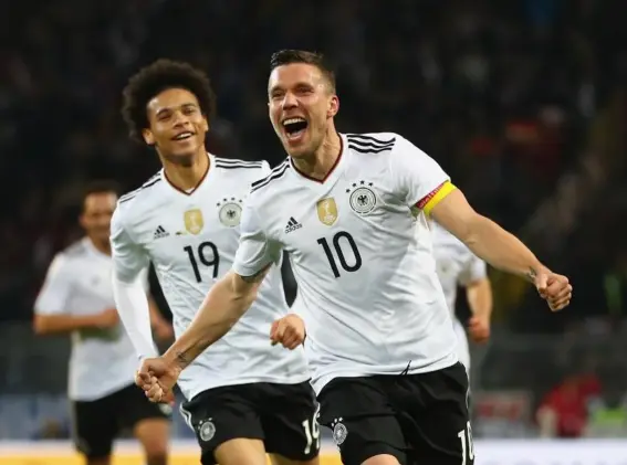  ??  ?? German legend Lukas Podolski got the finish he had been dreaming of (Bongarts/Getty)