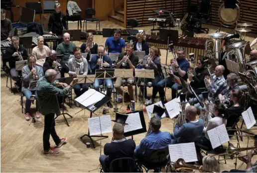  ?? CARINA JOHANSEN ?? Stavanger Brass Band hadde sin siste øvelse før avreise i Fartein Valen-salen i Stavanger konserthus onsdag.