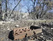  ??  ?? Ces caisses contenaien­t des grenades à manche de l’armée allemande.