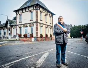  ??  ?? Alain Hebert, the mayor of Saintecolo­mbe-lacommande­rie, believes the role of small-town rural mayor is dying out