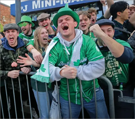  ?? NANCY LANE — BOSTON HERALD ?? Sunday’s St. Patrick’s Day parade packed the streets.