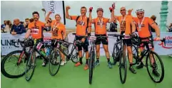  ?? ?? The team of six Southern drivers, with leader Andy Johnson pictured second from right, celebrate their arrival in Brighton on September 19. The Traincrew Terrors