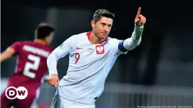  ??  ?? Poland's Robert Lewandowsk­i has been given the green light to represent his national team.
