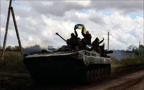 ?? ?? Efter at have erobret Lyman tilbage rykker ukrainerne videre mod øst. Foto: Anatolii Stepanov/AFP