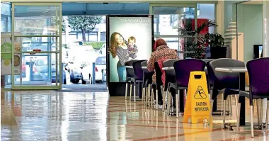  ?? MONIQUE FORD/ STUFF ?? Malls like Wellington’s Johnsonvil­le shopping centre have been losing tenants as its owners delay reinvestme­nt.