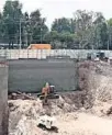  ??  ?? No protestan.
La empresa Be Grand y las autoridade­s que otorgaron los permisos no han impugnado la suspensión indefinida de las obras.