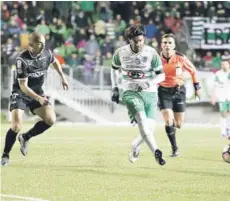  ?? FOTO: AGENCIAUNO ?? ►► Abreu, en el partido de ayer.