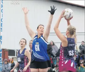  ?? Picture: WILLAMY IMAGES ?? HUNGRY: Minyip-murtoa is keen to atone after letting slip last year’s grand final against Horsham. Defender Paula Weidermann, pictured, is among those back for another go at Wimmera Netball Associatio­n’s ultimate A Grade prize.