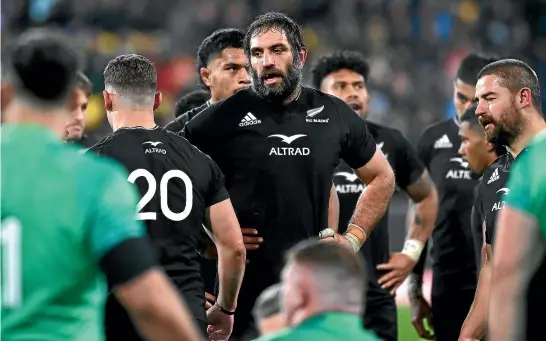  ?? ANDREW CORNAGA/PHOTOSPORT ?? As if life in New Zealand weren’t hard enough right now, the All Blacks had to go and lose a test series to Ireland, as the look of resignatio­n on the faces of Sam Whitelock, centre, and Dane Coles, right, makes clear .
