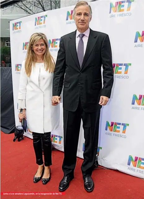  ??  ?? Junto a la ex senadora Leguizamón, en la inauguraci­ón de Net TV.