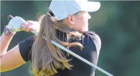  ?? AMY SHORTELL/THE MORNING CALL ?? Emmaus graduate Michelle Cox won the Pennsylvan­ia Junior Girls Championsh­ip on Tuesday with a par on the second playoff hole.