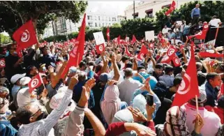  ?? ?? MANIFESTAC­IÓN. Unas 3.000 personas ocuparon las calles, pancartas decían “No somos insectos”.