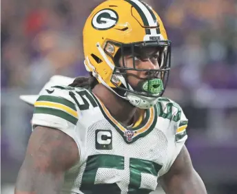  ?? MARK HOFFMAN / MILWAUKEE JOURNAL SENTINEL ?? Outside linebacker Za'Darius Smith hasn't played since having back surgery after the Packers' Week 1 loss to the Saints.