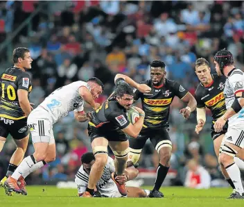  ?? Picture: GALLO IMAGES/ SHAUN ROY ?? SPECIAL SKILLS: Stormers loose-forward Jaco Coetzee, seen here on the burst against the Crusaders in a Super Rugby match at Newlands, has become an expert at pilfering ball at the point of breakdown.