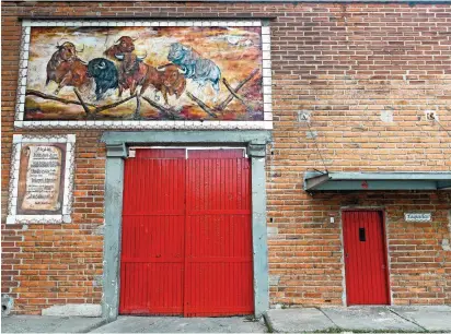  ?? FOTO MANUEL SALDARRIAG­A ?? D’Groupe, socio mayoritari­o de La Macarena, le cerró las puertas a Casa Toreros, que estaba en el proceso de alquilar la plaza para la temporada taurina en febrero.