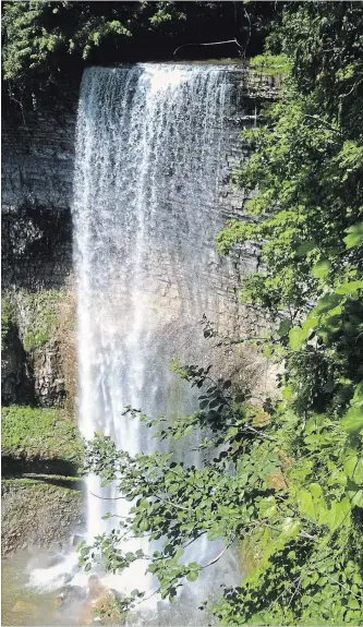  ?? BARRY GRAY THE HAMILTON SPECTATOR ?? Due to its position along the Niagara Escarpment, Hamilton abounds with waterfalls, including Tew Falls, shown here.