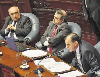  ??  ?? LEGISLADOR­ES. La bancada de Cabildo Abierto está integrada por tres senadores y 11 diputados.